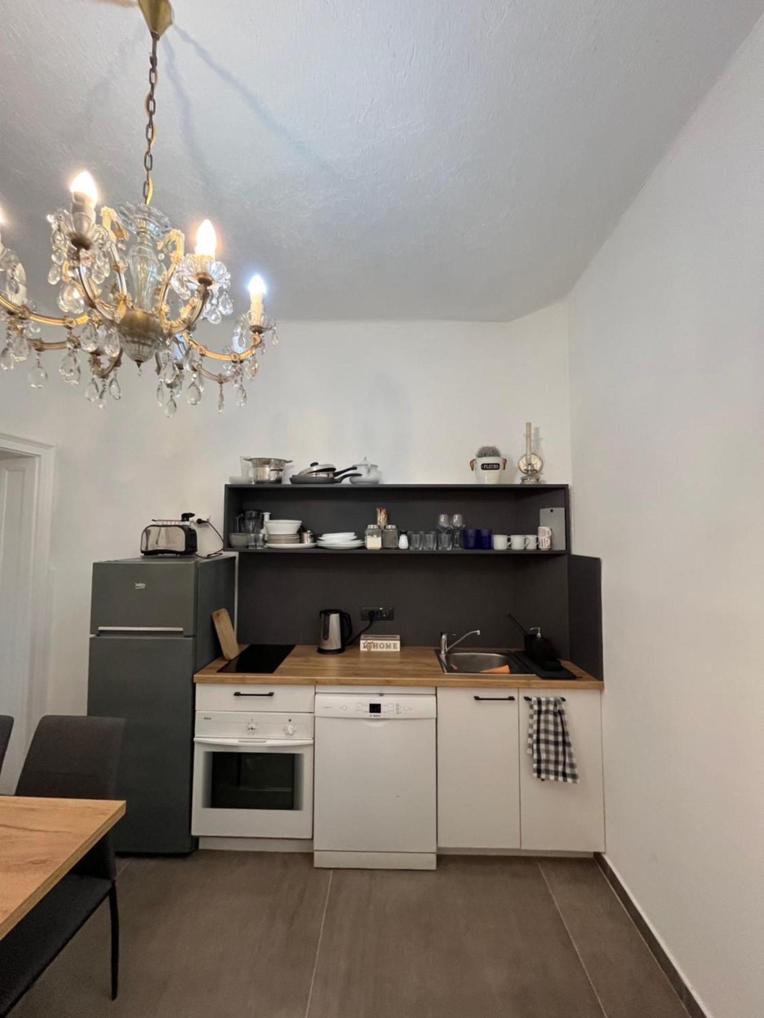 Two Bedroom Apartment Near Slavija Square 贝尔格莱德 外观 照片