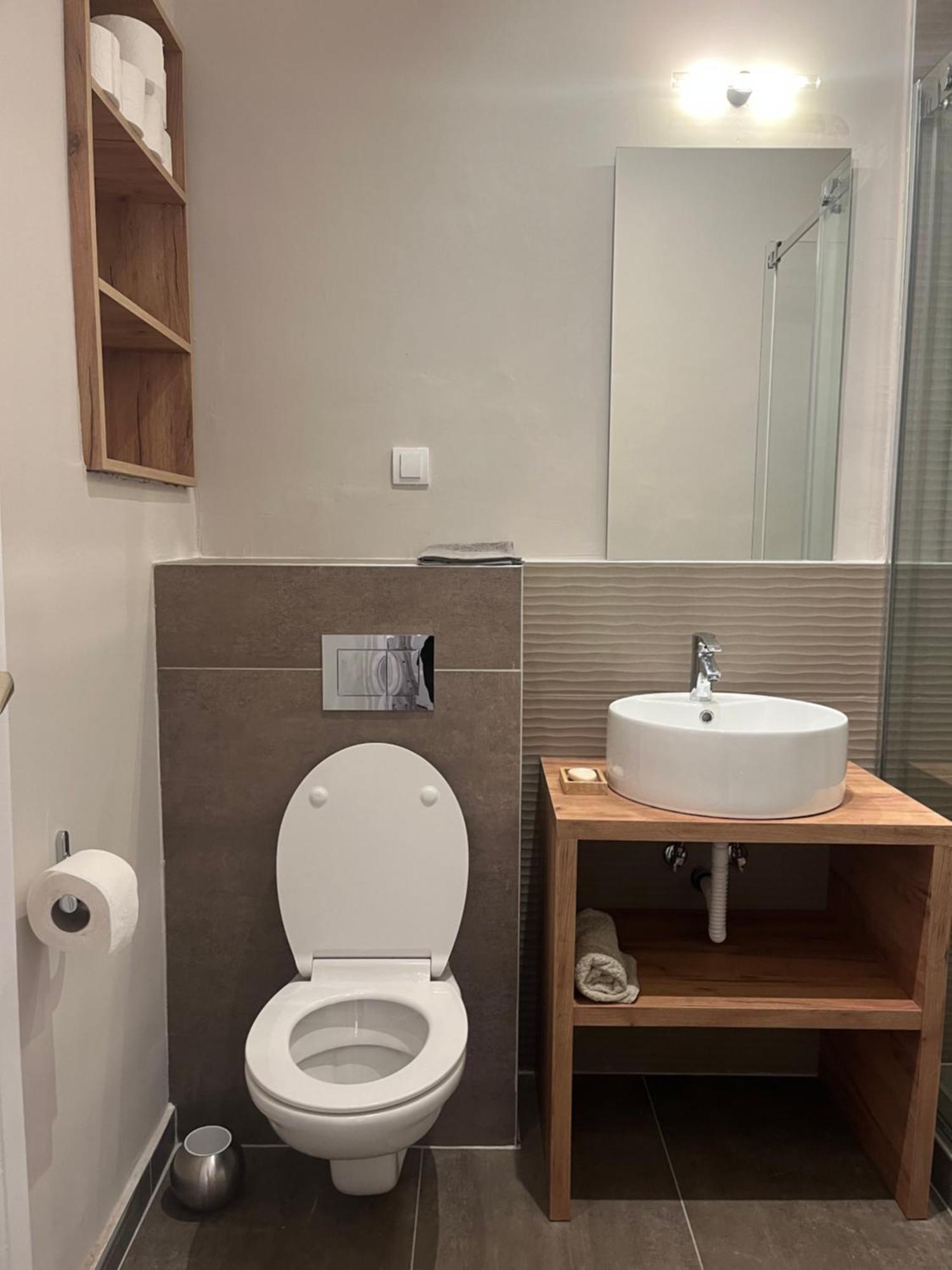 Two Bedroom Apartment Near Slavija Square 贝尔格莱德 外观 照片